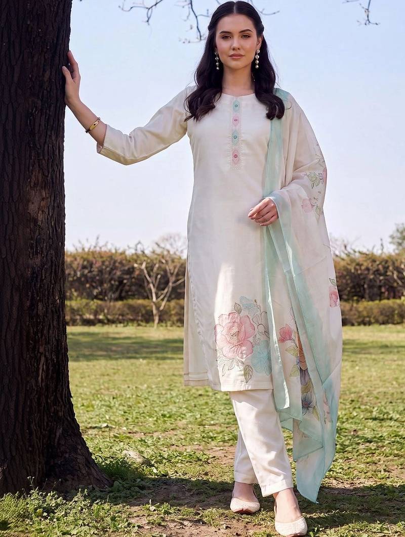 women floral embroidered regular thread work kurta with trousers & with dupatta