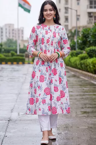 women floral printed pleated cotton kurta with trousers