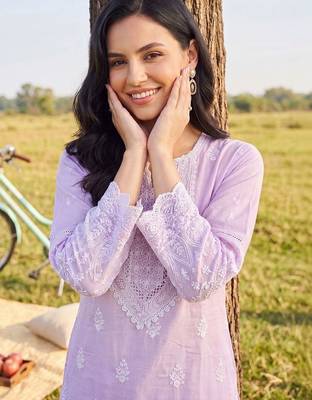 women ethnic motifs embroidered regular chikankari cotton kurta with trousers & with dupatta 3
