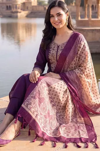women ethnic motifs embroidered regular thread work kurta with trousers & with dupatta