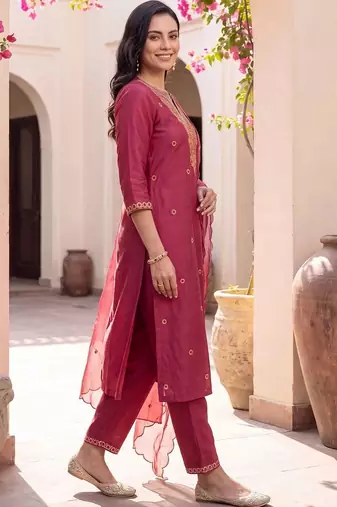 women ethnic motifs embroidered regular thread work kurta with trousers & with dupatta