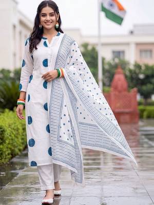 women printed regular cotton kurta with trousers & with dupatta 1