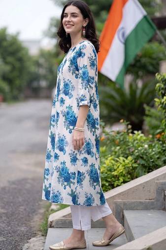 women floral printed regular cotton kurta with trousers