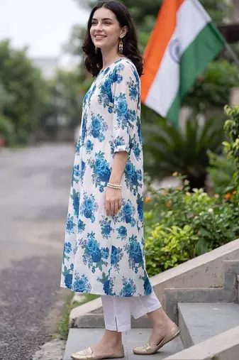 women floral printed regular cotton kurta with trousers
