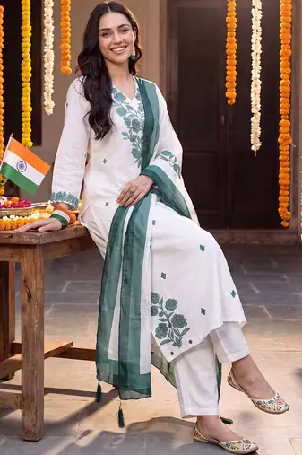 women floral embroidered regular thread work cotton kurta with trousers & with dupatta