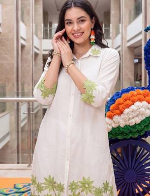 women floral embroidered regular thread work cotton kurta with trousers 2