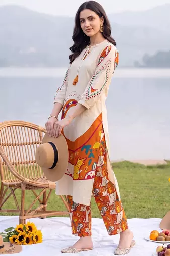women printed regular cotton kurta with trousers