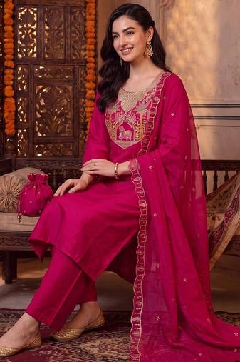 women ethnic motifs embroidered regular thread work kurta with trousers & with dupatta