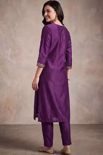women ethnic motifs embroidered regular liva kurta with trousers & with dupatta