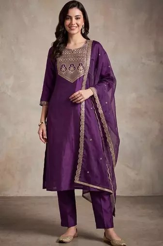 women ethnic motifs embroidered regular liva kurta with trousers & with dupatta