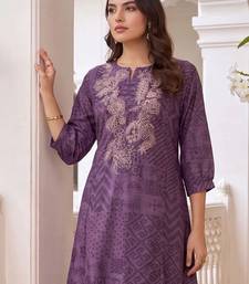 women ethnic motifs printed regular kurta with trousers