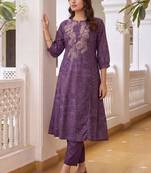 women ethnic motifs printed regular kurta with trousers