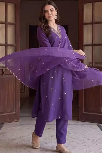 women ethnic motifs embroidered regular thread work kurta with trousers & with dupatta