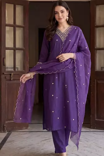 women ethnic motifs embroidered regular thread work kurta with trousers & with dupatta