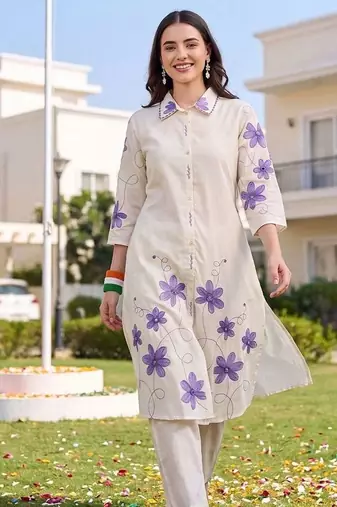 women floral embroidered regular thread work cotton kurta with trousers