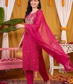 women ethnic motifs printed regular thread work kurta with trousers & with dupatta