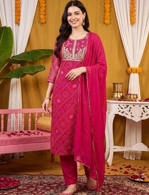 women ethnic motifs printed regular thread work kurta with trousers & with dupatta 2