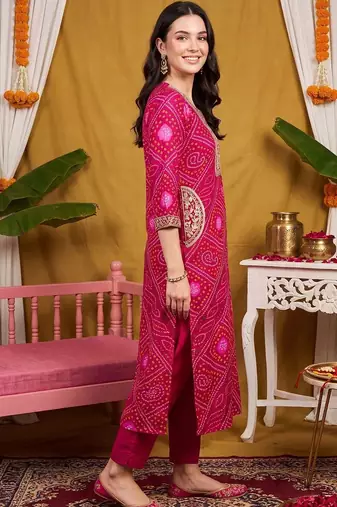 women ethnic motifs printed regular thread work kurta with trousers & with dupatta