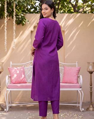 women ethnic motifs embroidered regular thread work liva kurta with trousers & with dupatta 3