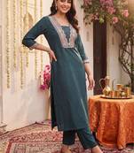 women ethnic motifs embroidered regular thread work kurta with trousers