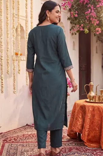 women ethnic motifs embroidered regular thread work kurta with trousers