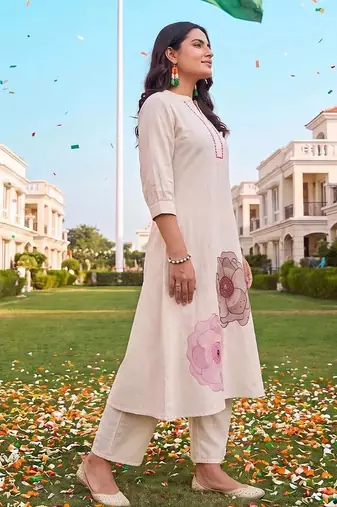 women floral embroidered regular thread work kurta with trousers