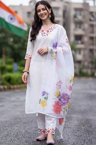 floral embroidered regular thread work liva kurta with trousers & with dupatta