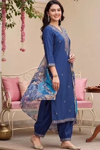 women ethnic motifs embroidered regular thread work kurta with patiala & with dupatta