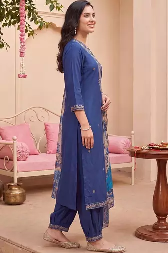 women ethnic motifs embroidered regular thread work kurta with patiala & with dupatta