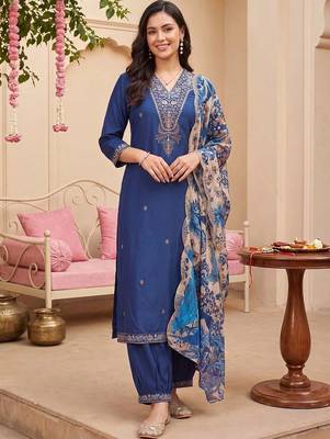women ethnic motifs embroidered regular thread work kurta with patiala & with dupatta 5