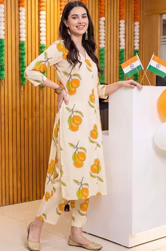 women printed regular cotton kurta with trousers