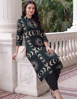 women ethnic motifs printed regular kurta with trousers 3