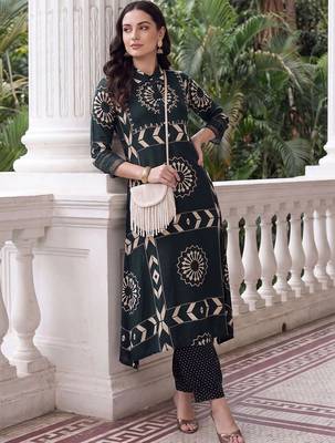 women ethnic motifs printed regular kurta with trousers 5