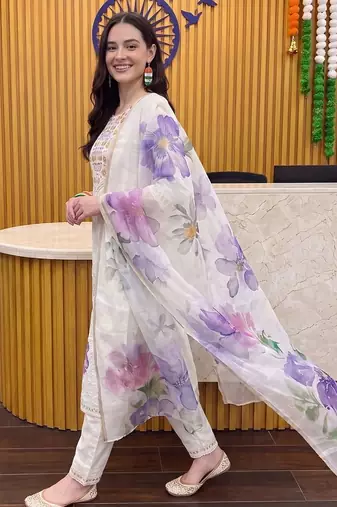 women floral embroidered regular thread work cotton kurta with trousers & with dupatta