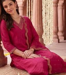 women ethnic motifs embroidered regular kurta with trousers & with dupatta