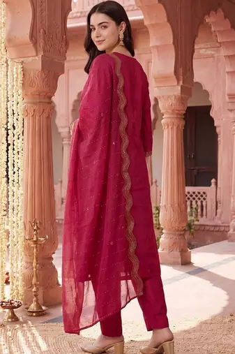 women ethnic motifs embroidered regular kurta with trousers & with dupatta