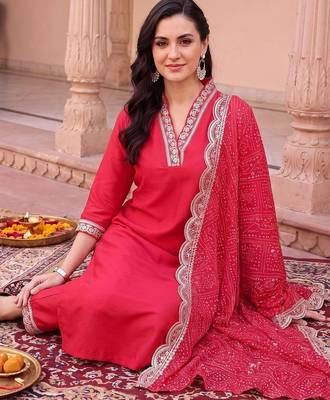 women regular thread work kurta with trousers & with dupatta 3