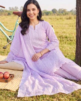 women ethnic motifs embroidered regular thread work cotton kurta with trousers & with dupatta 2