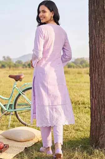women ethnic motifs embroidered regular thread work cotton kurta with trousers & with dupatta