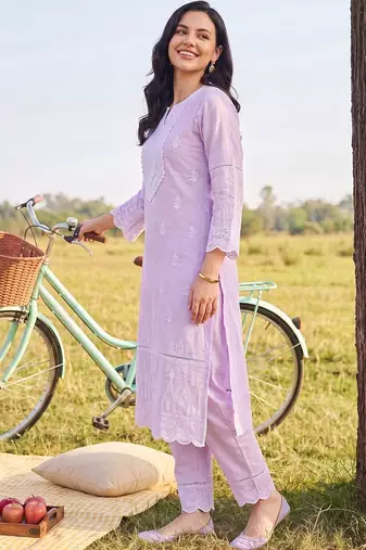 women ethnic motifs embroidered regular thread work cotton kurta with trousers & with dupatta