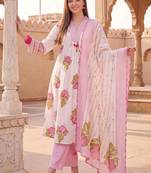 women floral printed regular cotton kurta with trousers & with dupatta
