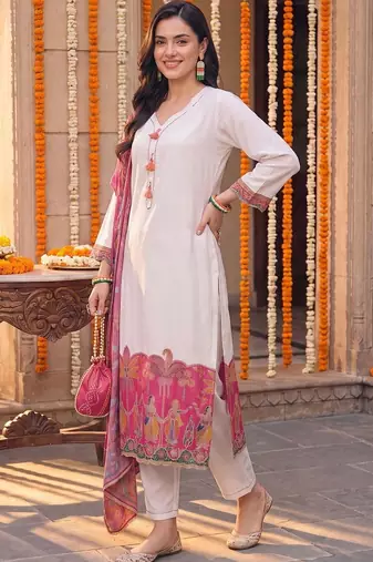 women ethnic motifs embroidered regular kurta with trousers & with dupatta