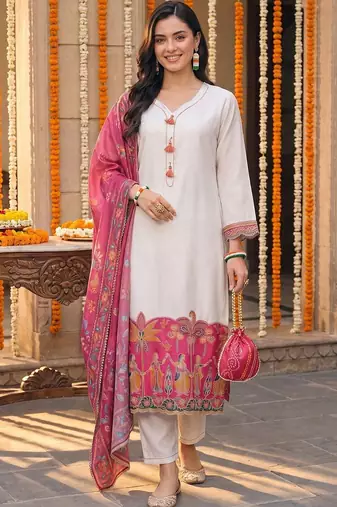 women ethnic motifs embroidered regular kurta with trousers & with dupatta