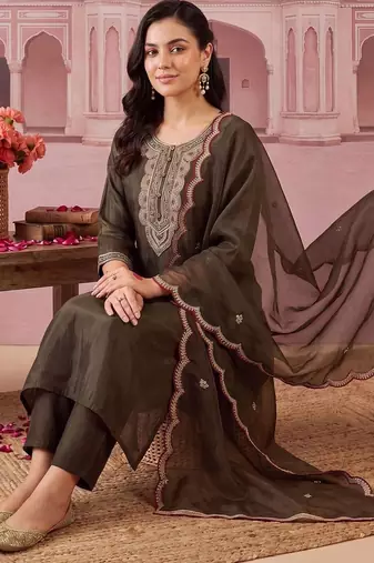 women ethnic motifs embroidered regular thread work liva kurta with trousers & with dupatta