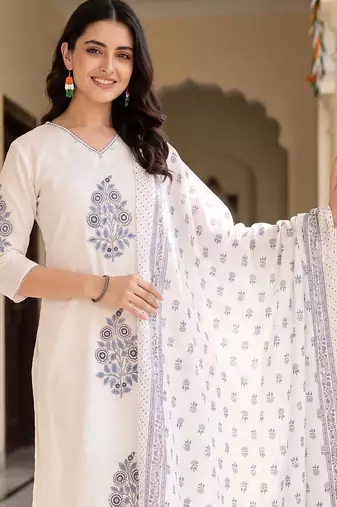women ethnic motifs printed regular cotton kurta with trousers & with dupatta