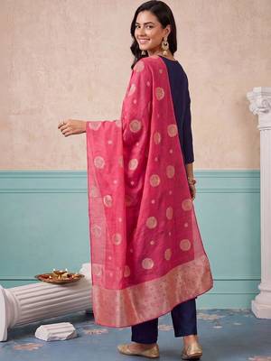 women ethnic motifs embroidered regular thread work kurta with trousers & with dupatta 3
