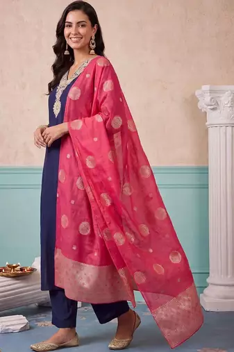 women ethnic motifs embroidered regular thread work kurta with trousers & with dupatta