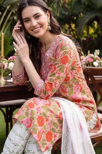 women floral printed regular thread work cotton kurta with patiala & with dupatta