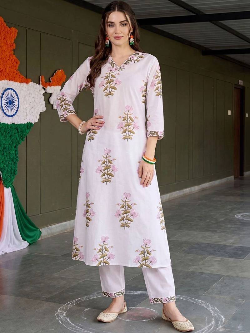 women floral printed regular cotton kurta with trousers