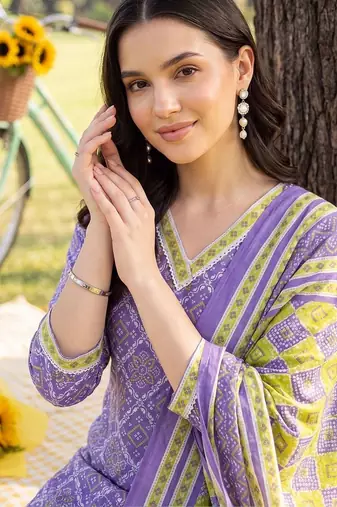 women ethnic motifs printed regular cotton kurta with trousers & with dupatta